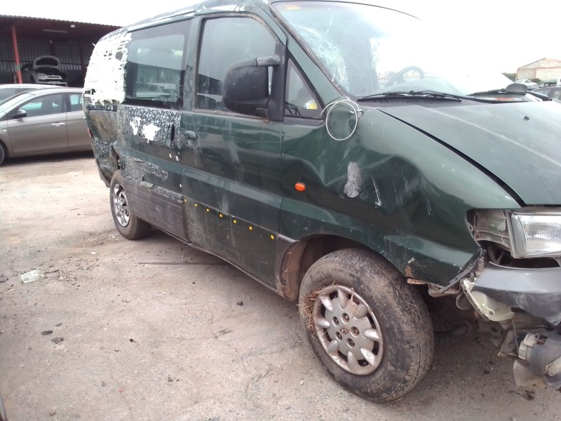 hyundai h-1 / starex autobús (a1) del año 2000