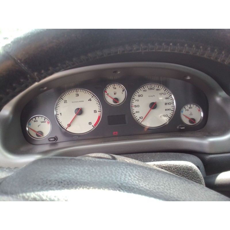 peugeot 406 (8b) del año 2004