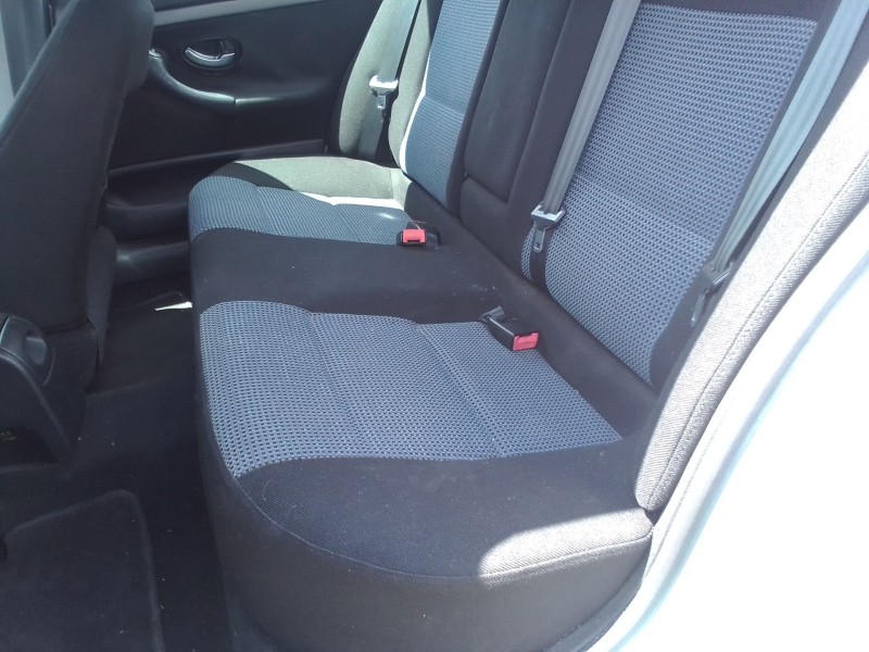 peugeot 406 (8b) del año 2004