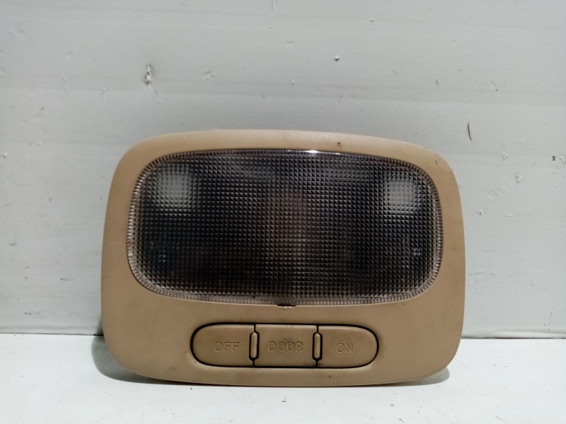 Recambio de luz interior para kia carnival referencia OEM IAM 92820-4D070 928204D070 