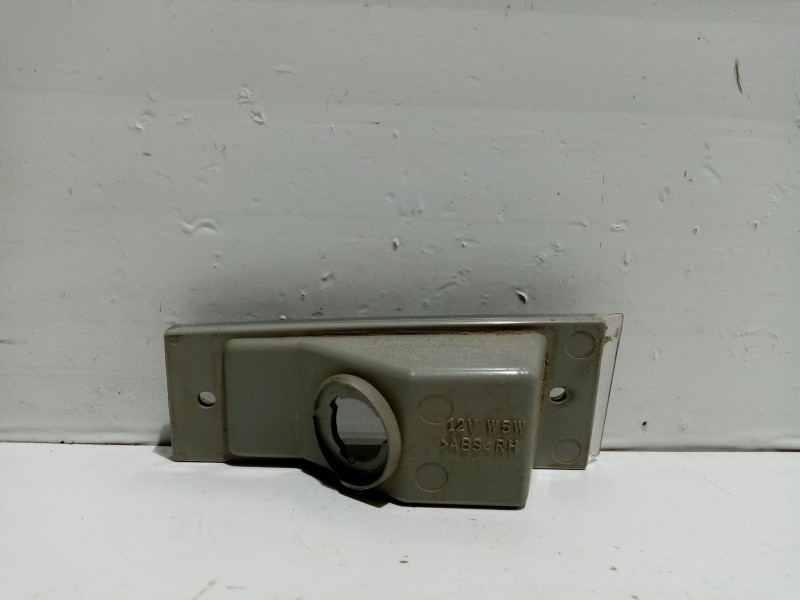 Recambio de piloto matricula para kia carnival referencia OEM IAM   