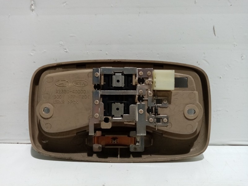 Recambio de luz interior para kia carnival referencia OEM IAM 92620-4D000 926204D000 