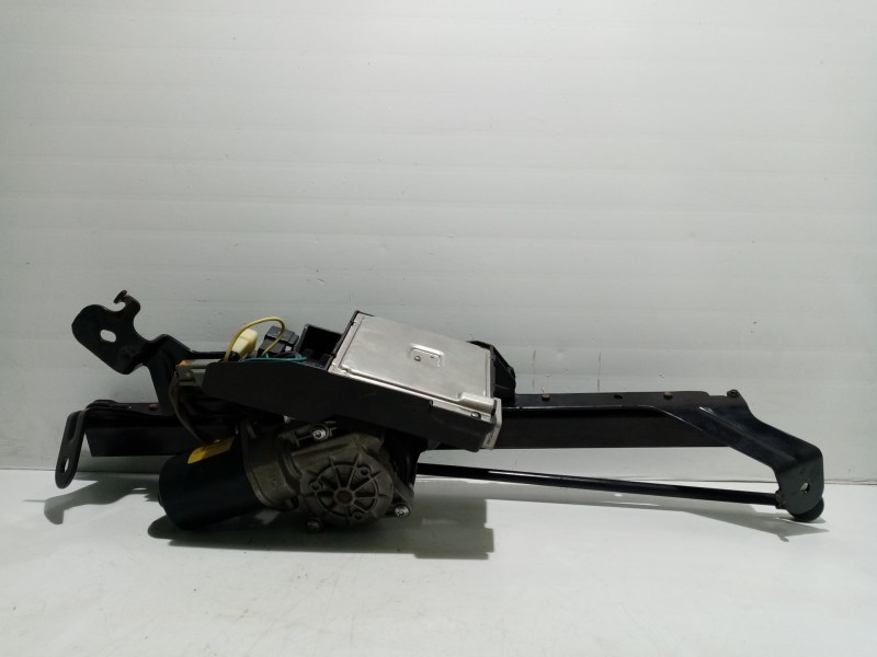 Recambio de motor cierre centralizado porton para kia carnival referencia OEM IAM 817704D101  