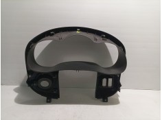 Recambio de mascara cuadro instrumentos para kia carnival referencia OEM IAM 848304D000   2