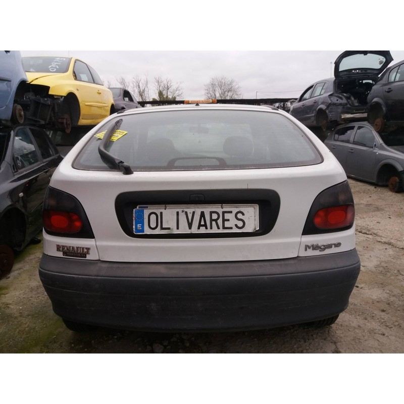 renault megane i berlina hatchback (ba0) 1.4   |   0.95 - 0.99 | 1995 - 1999 | 75 cv / 55 kw del año 1995