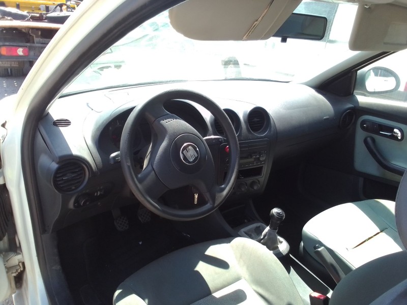 seat ibiza iii (6l1) del año 2003