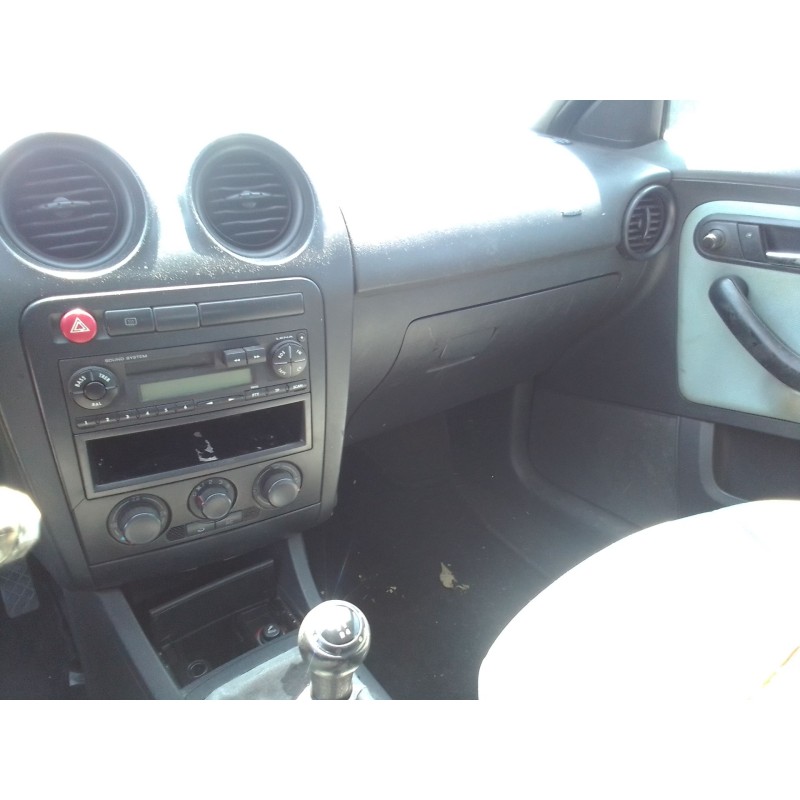 seat ibiza iii (6l1) del año 2003