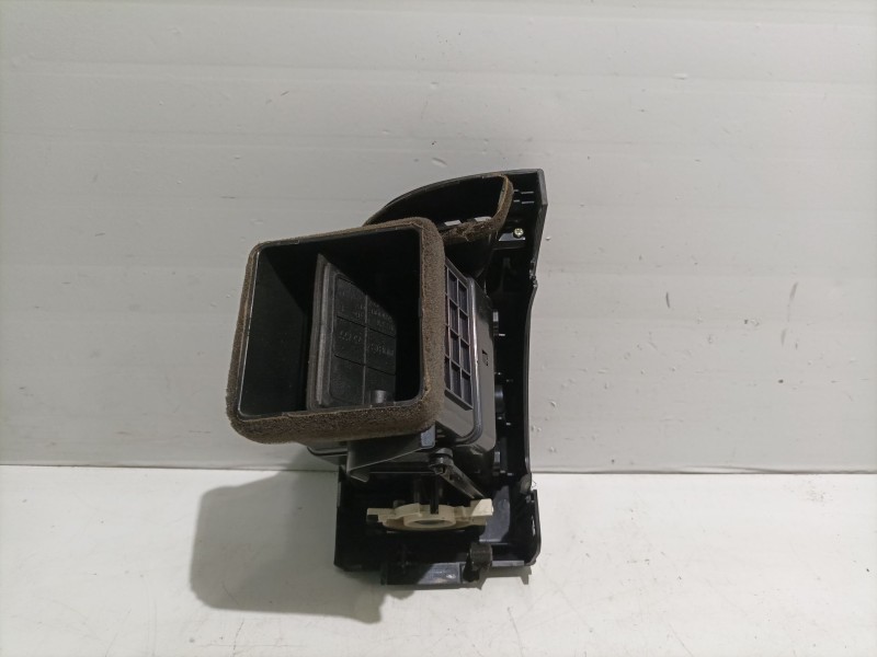 Recambio de aireador calefaccion para kia carnival referencia OEM IAM 4D974-50000 4D97450000 