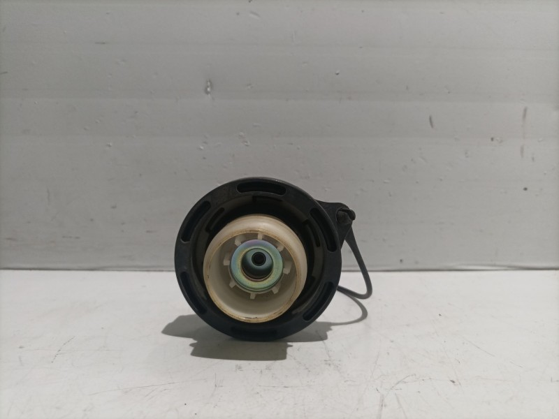 Recambio de tapon combustible para kia carnival referencia OEM IAM   