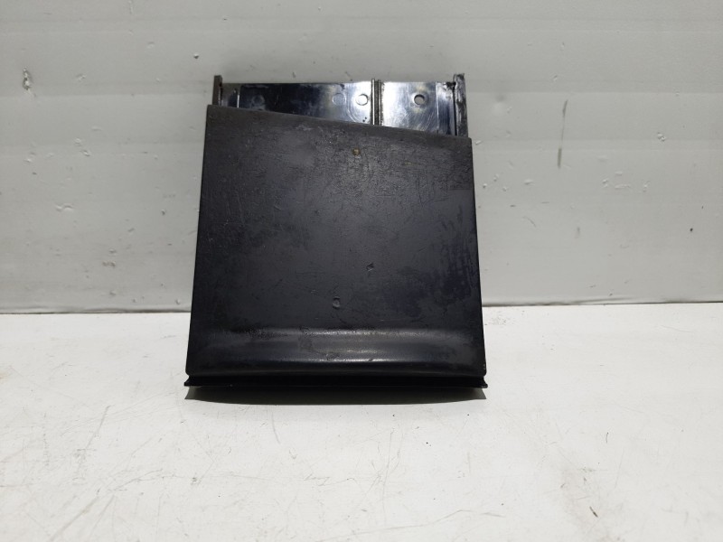 Recambio de cenicero para volkswagen golf iv berlina (1j1) referencia OEM IAM 1J0857961B 1J0857961B 