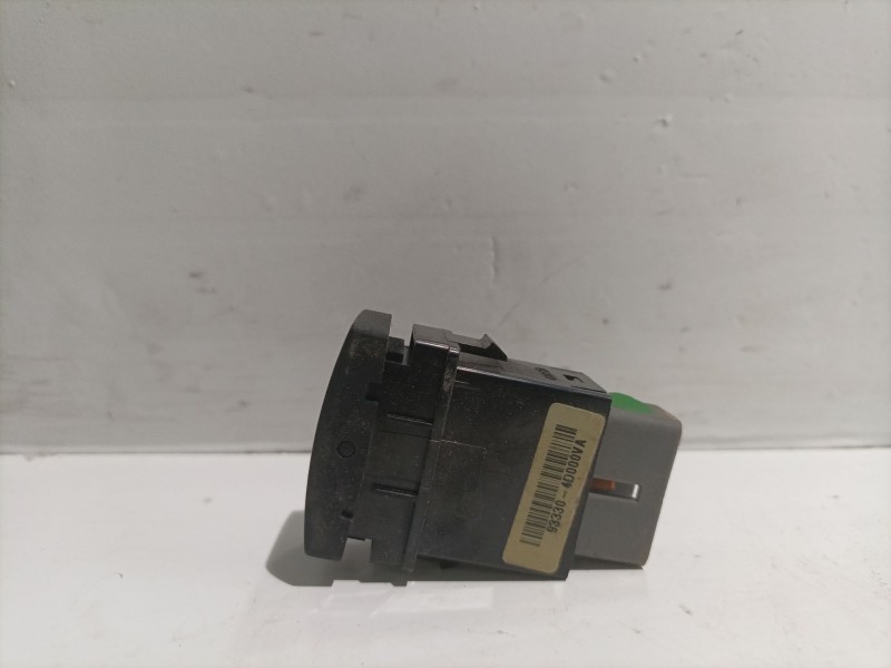 Recambio de interruptor para kia carnival referencia OEM IAM 933304D000VA  