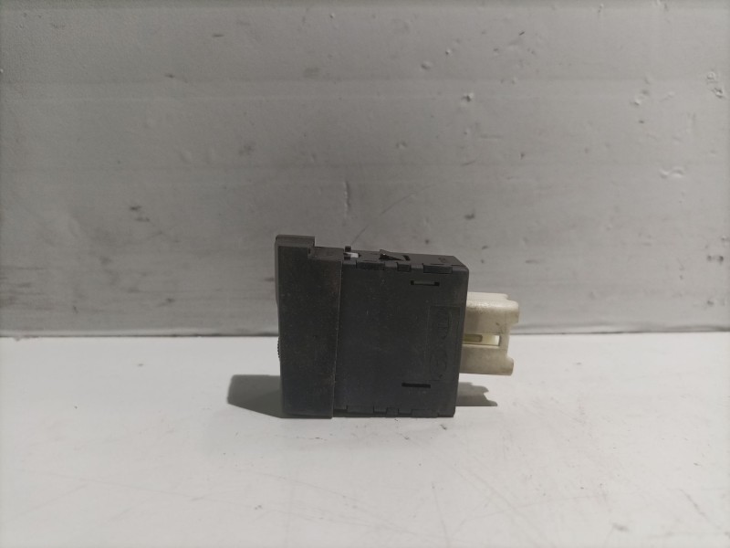 Recambio de interruptor para kia carnival referencia OEM IAM 937604D000VA  