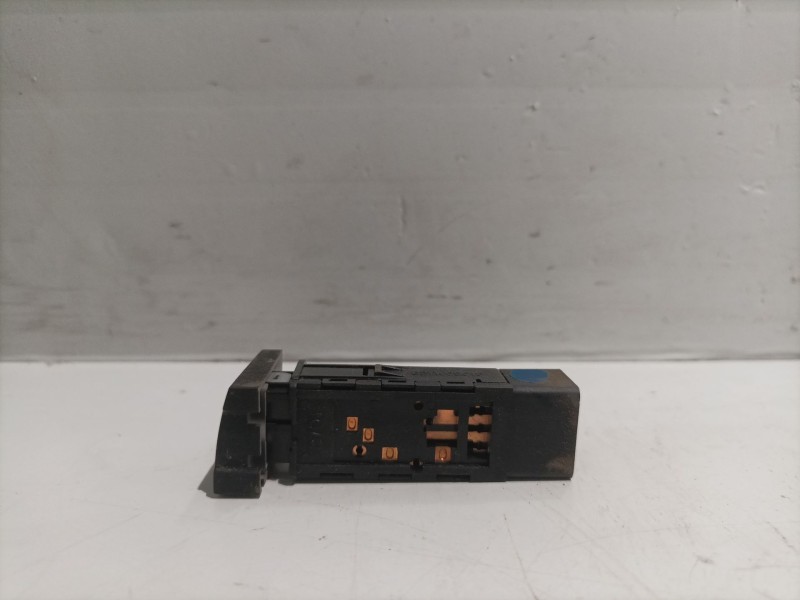 Recambio de interruptor para kia carnival referencia OEM IAM 937804D000VA  