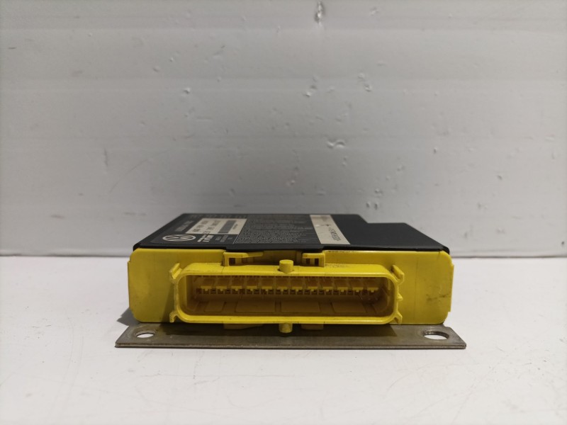 Recambio de centralita airbag para seat ibiza iii (6l1) 1.9 sdi referencia OEM IAM 6Q0909605R TRW 
