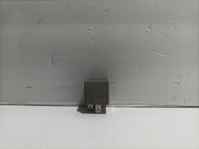 Recambio de rele para seat ibiza iii (6l1) 1.9 sdi referencia OEM IAM 1J0906381A V23134B63X396 109