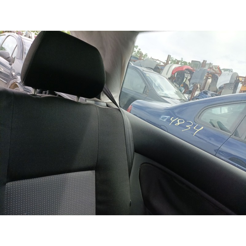 Recambio de cinturon seguridad trasero izquierdo para volkswagen golf iv berlina (1j1) referencia OEM IAM 0  