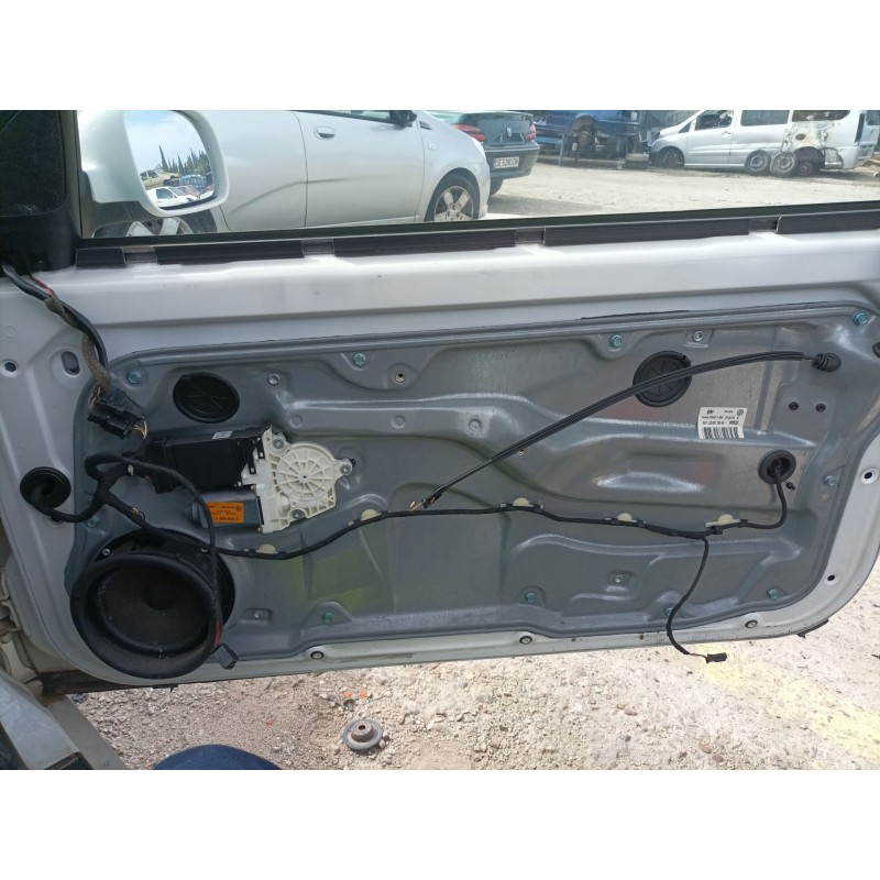 Recambio de elevalunas delantero derecho para volkswagen golf iv berlina (1j1) referencia OEM IAM 1J3837462  