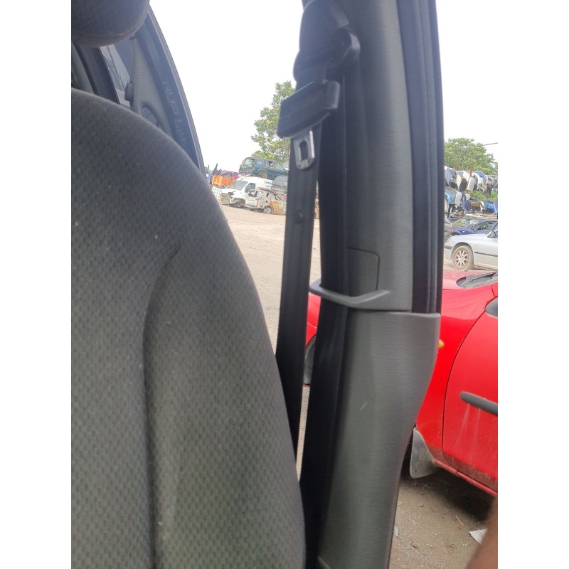 Recambio de cinturon seguridad delantero izquierdo para chrysler voyager (rg) referencia OEM IAM 0  