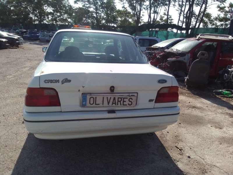 ford orion del año 1992