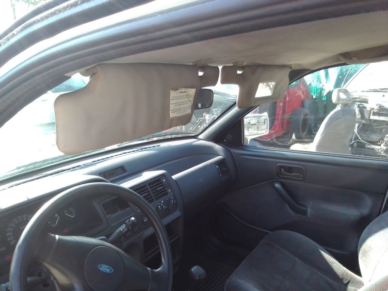 ford orion del año 1992