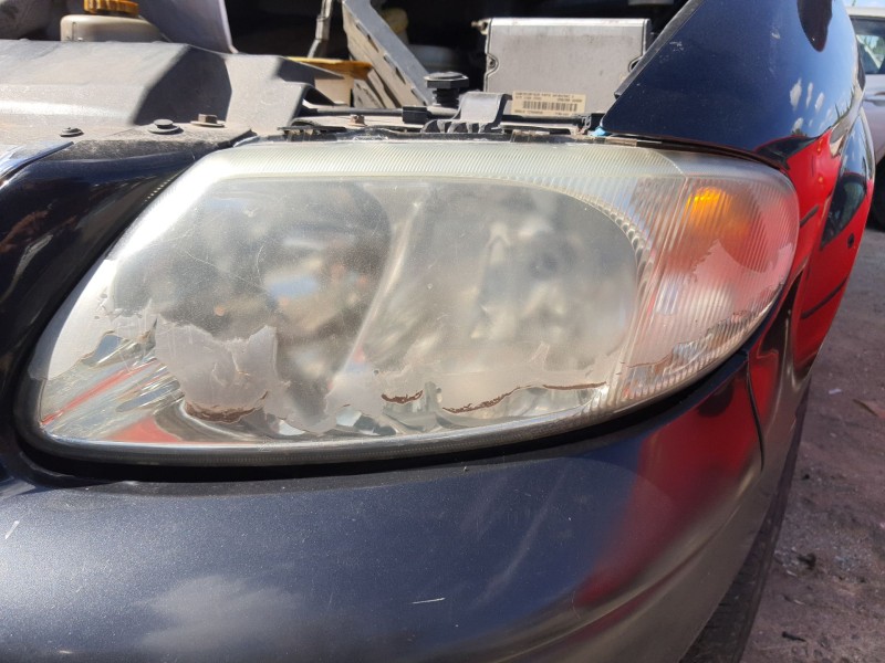 Recambio de faro izquierdo para chrysler voyager (rg) referencia OEM IAM 4857703AB  