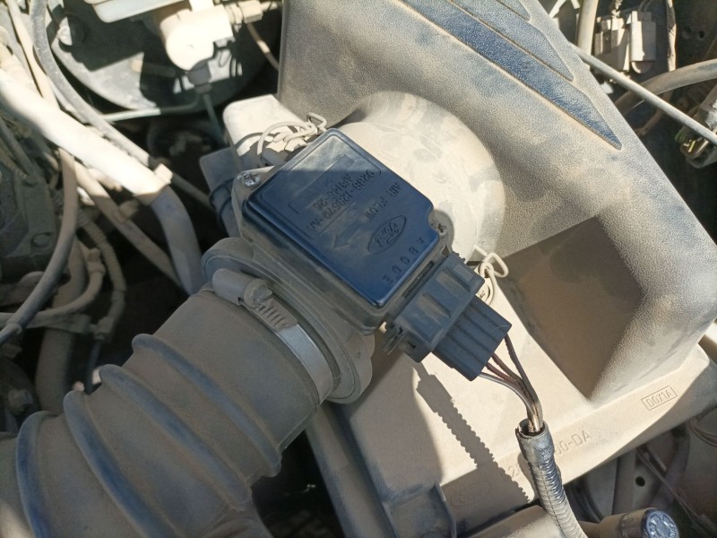 Recambio de caudalimetro para ford orion referencia OEM IAM 92BB12B579AA AFH4526 