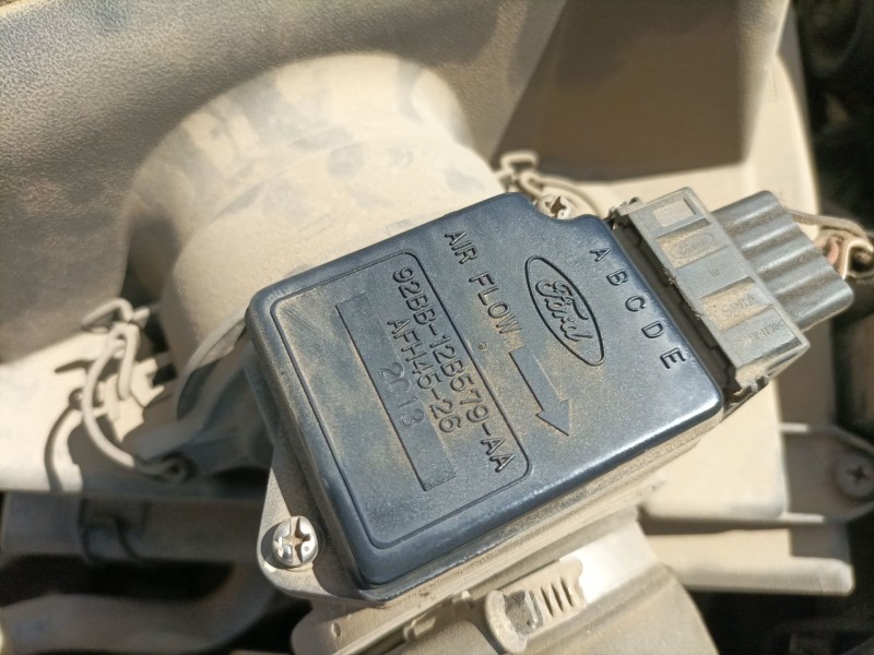 Recambio de caudalimetro para ford orion referencia OEM IAM 92BB12B579AA AFH4526 