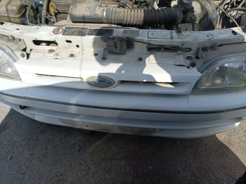 Recambio de rejilla delantera para ford orion referencia OEM IAM   