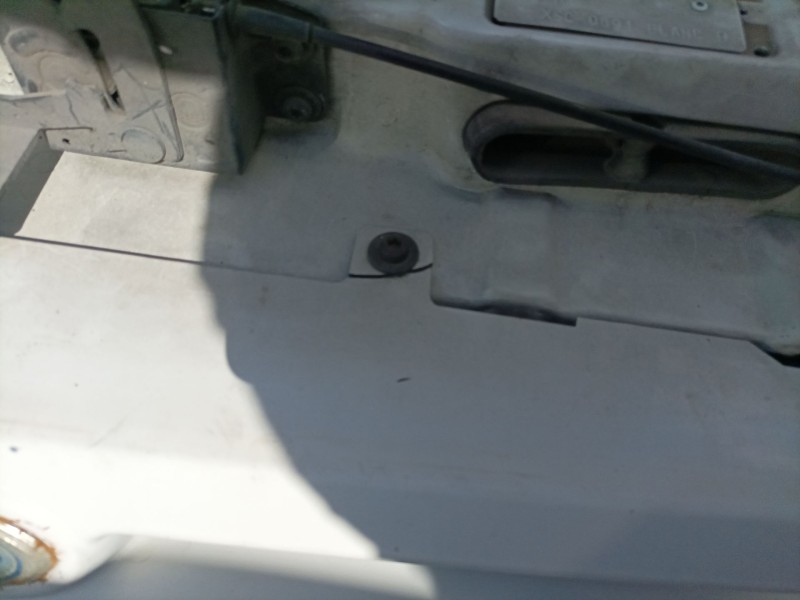 Recambio de rejilla delantera para ford orion referencia OEM IAM   