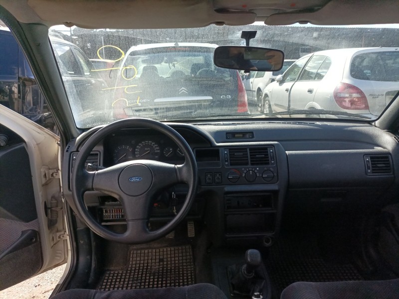 ford orion del año 1992