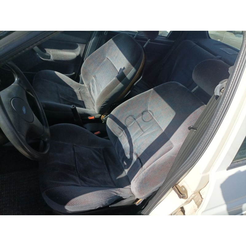 ford orion del año 1992