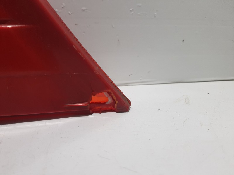 Recambio de piloto trasero izquierdo para volkswagen golf iv berlina (1j1) referencia OEM IAM 1J6945095Q  