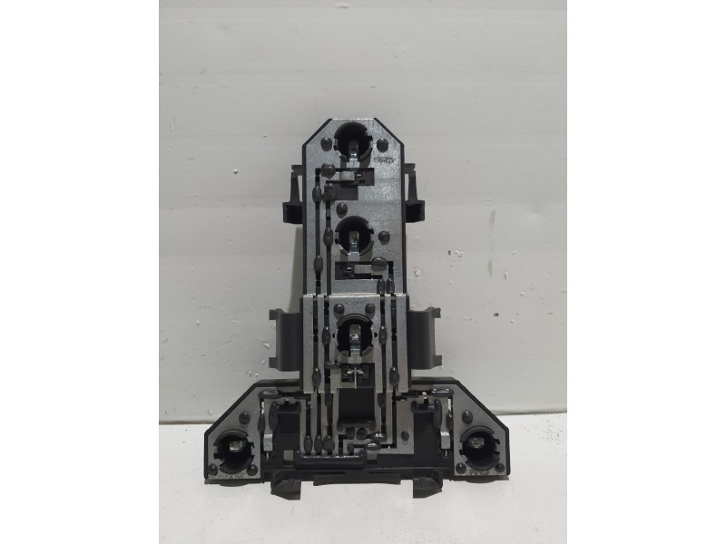 Recambio de portalamparas para volkswagen golf iv berlina (1j1) referencia OEM IAM   