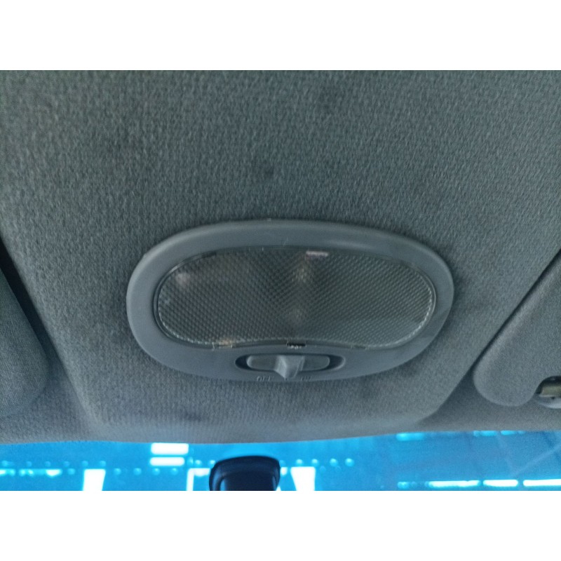 Recambio de luz interior para chevrolet kalos referencia OEM IAM 0  