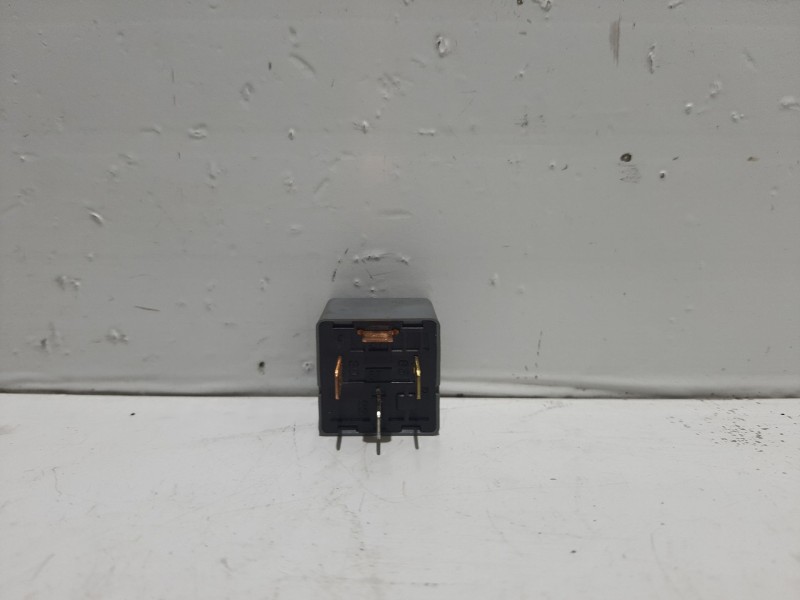 Recambio de rele para chevrolet kalos referencia OEM IAM 94580702 94580702 