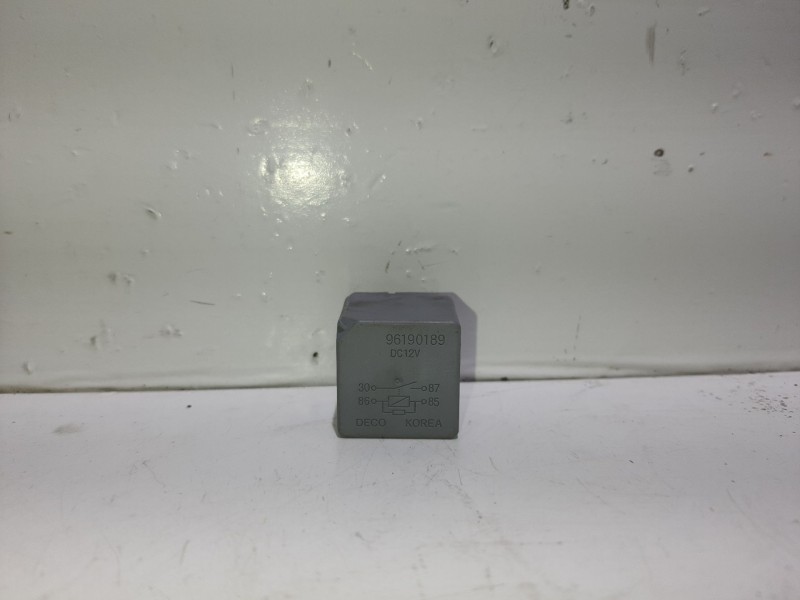 Recambio de rele para chevrolet kalos referencia OEM IAM 96190189 96190189 