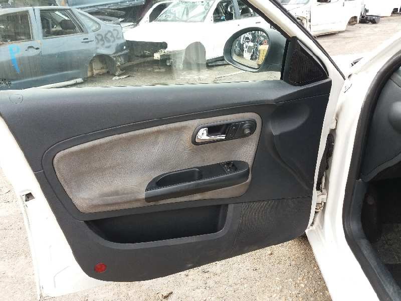 seat ibiza (6l1) stella   |   04.02 - 12.04 | 2002 - 2004 | 64 cv / 47 kw del año 2002