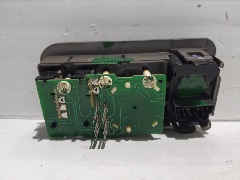 Recambio de mando luces para chrysler voyager (rg) referencia OEM IAM 74674611/12 74674611/12 