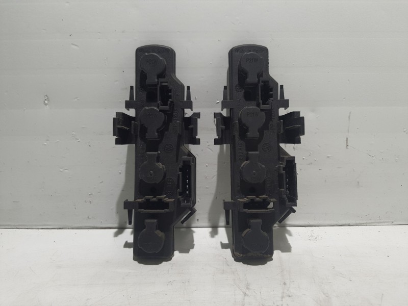 Recambio de portalamparas para volkswagen polo berlina (6n2) trendline referencia OEM IAM   