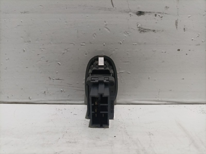 Recambio de mando elevalunas trasero derecho para peugeot 406 berlina (s1/s2) referencia OEM IAM 25943 25943 