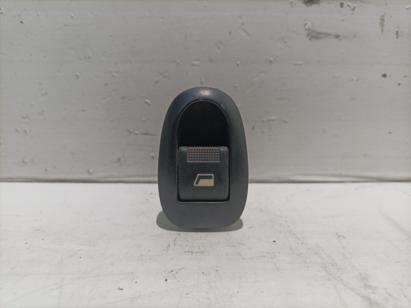 Recambio de mando elevalunas trasero izquierdo para peugeot 406 berlina (s1/s2) referencia OEM IAM 25943 25943 