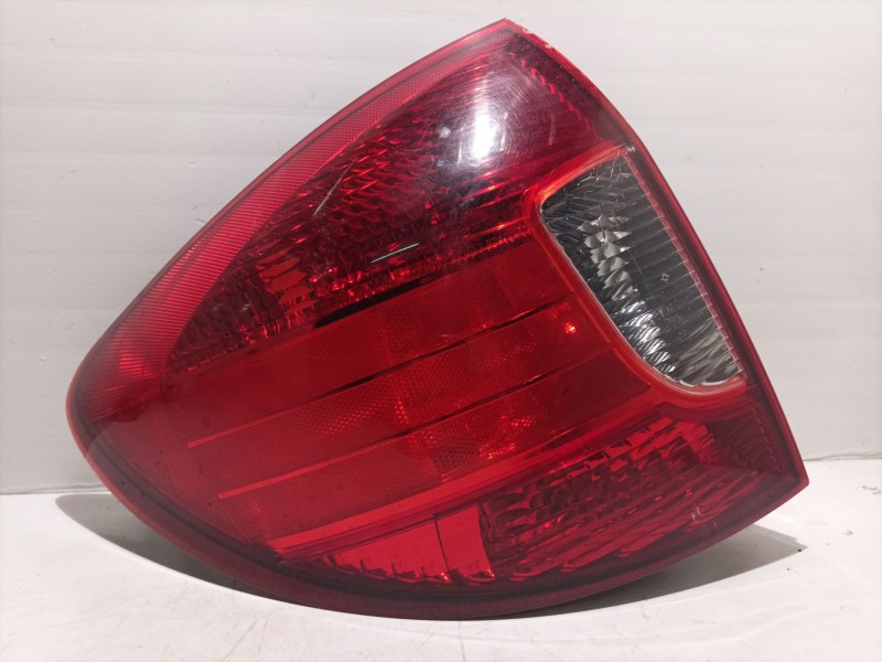 Recambio de piloto trasero izquierdo para kia rio referencia OEM IAM   