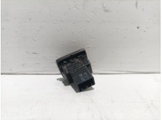 Recambio de mando elevalunas delantero izquierdo para fiat panda (169) 1.2 cat referencia OEM IAM 305061779A   2