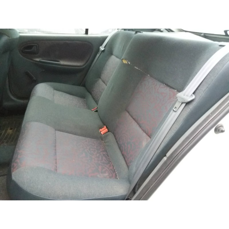 renault megane i berlina hatchback (ba0) 1.4   |   0.95 - 0.99 | 1995 - 1999 | 75 cv / 55 kw del año 1995