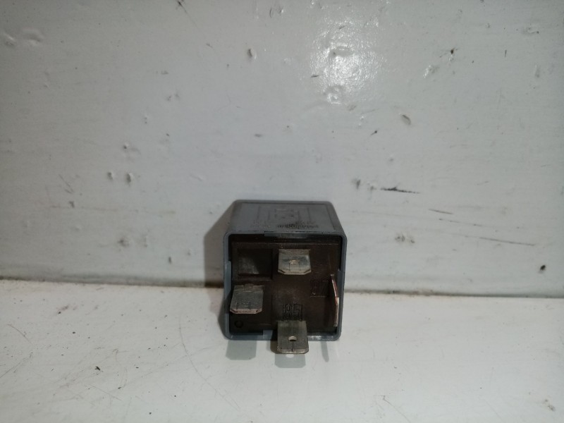 Recambio de rele para volkswagen passat b5 (3b2) 1.9 tdi referencia OEM IAM 8D0951253A 8D0951253A 