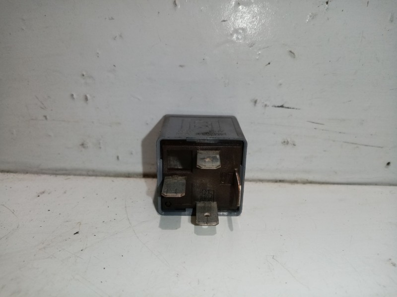 Recambio de rele para volkswagen passat b5 (3b2) 1.9 tdi referencia OEM IAM 8D0951253A 8D0951253A 
