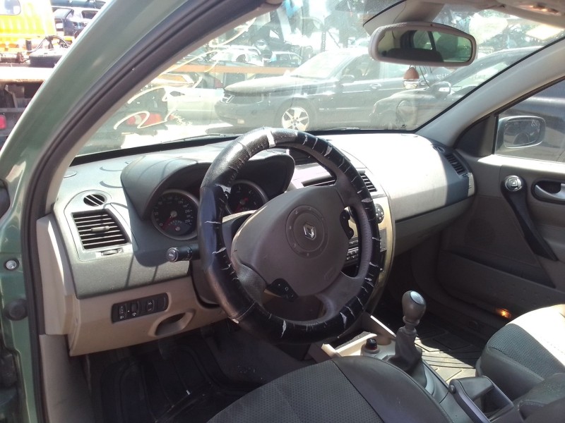 renault megane ii sedán (lm0/1_) del año 2005