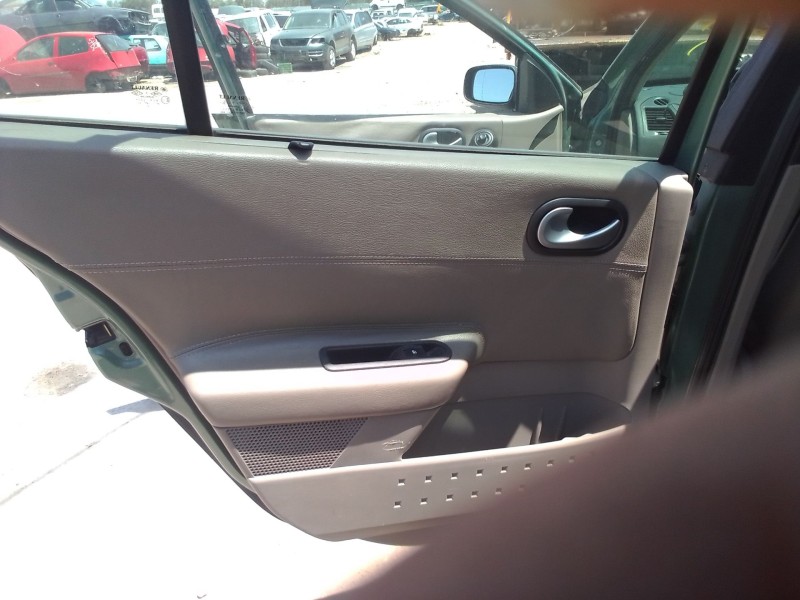 renault megane ii sedán (lm0/1_) del año 2005