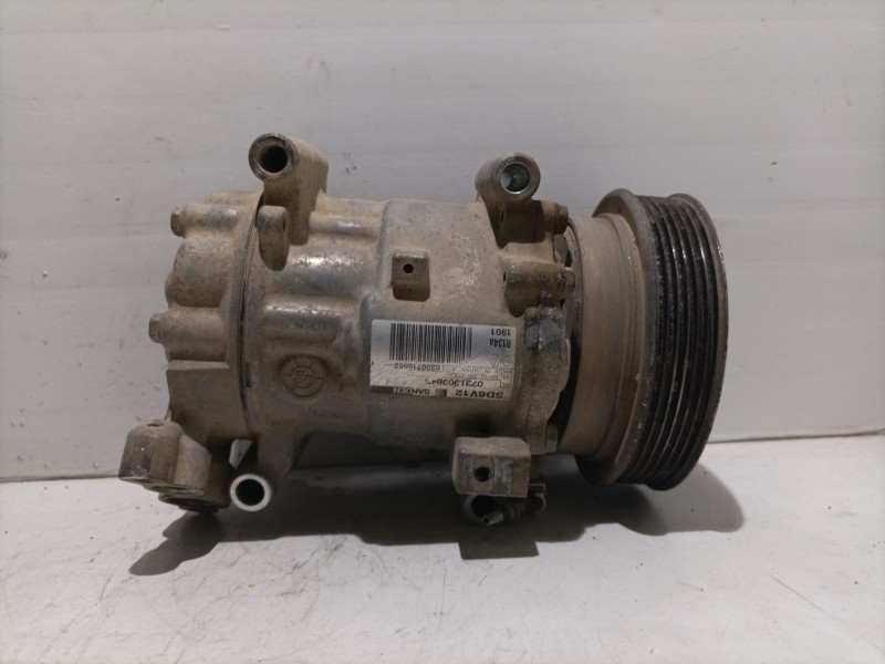 Recambio de compresor aire acondicionado para renault kangoo referencia OEM IAM 8200716562 0731303845 