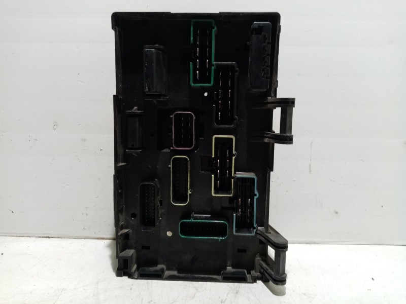 Recambio de caja reles / fusibles para chrysler voyager (rg) referencia OEM IAM 04748455AC 04748455AC 